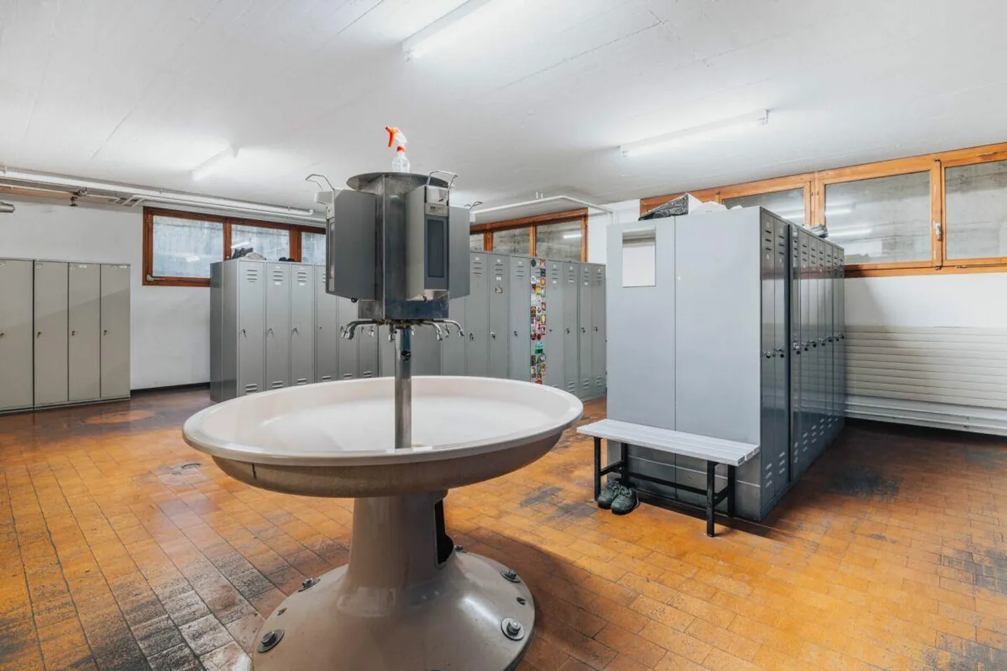 Warehouse and Workshop - Photo 10 of 16