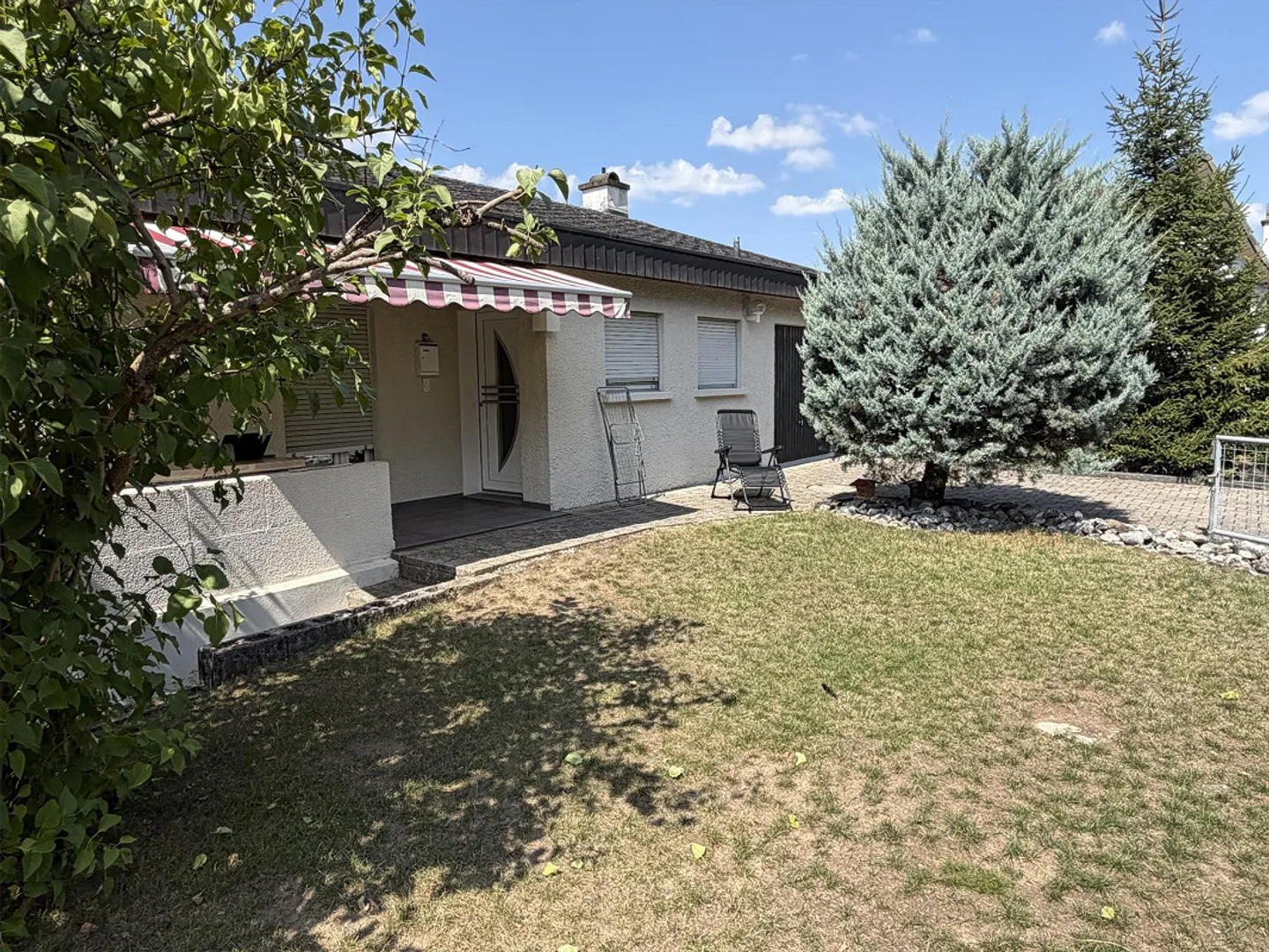 Detached 5.5-room single-family house with a lot of privacy - Photo 6 of 14