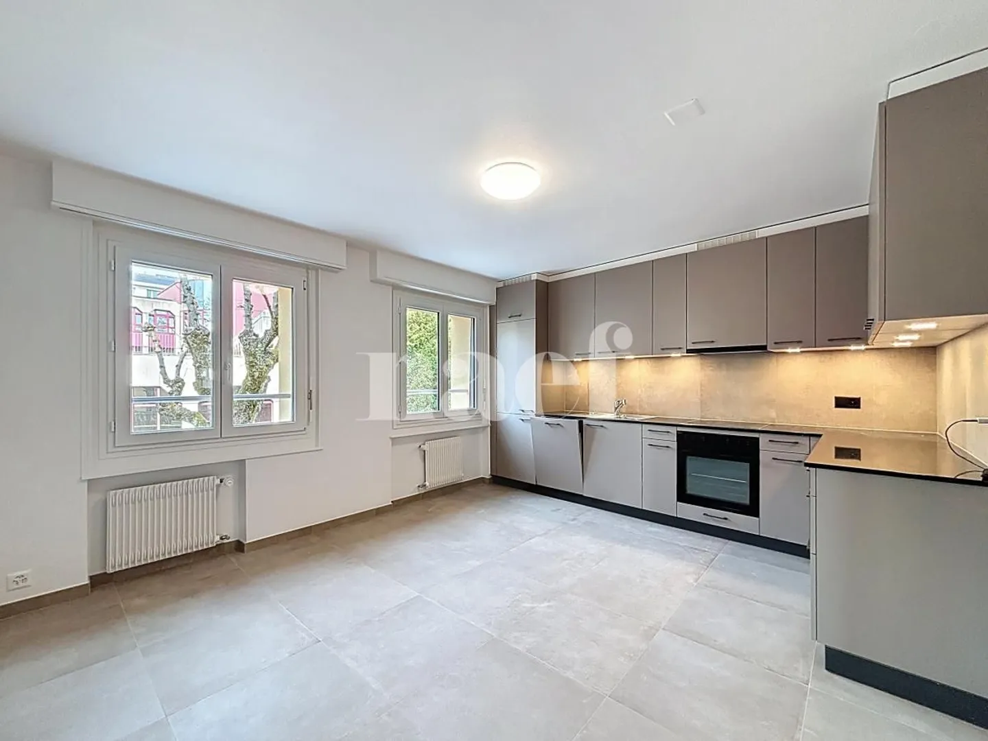 Appartamento 5.5 stanze - Foto 3 di 11