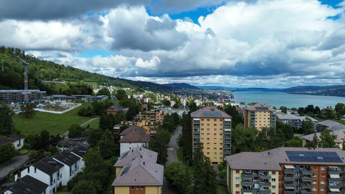 Unique Opportunity in Horgen, the 4.5 Room Gem! - Photo 11 of 11