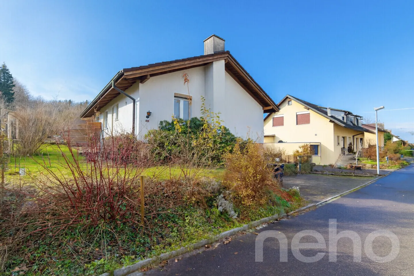 Single-family house with large garden, winter garden and pond - Photo 11 of 12