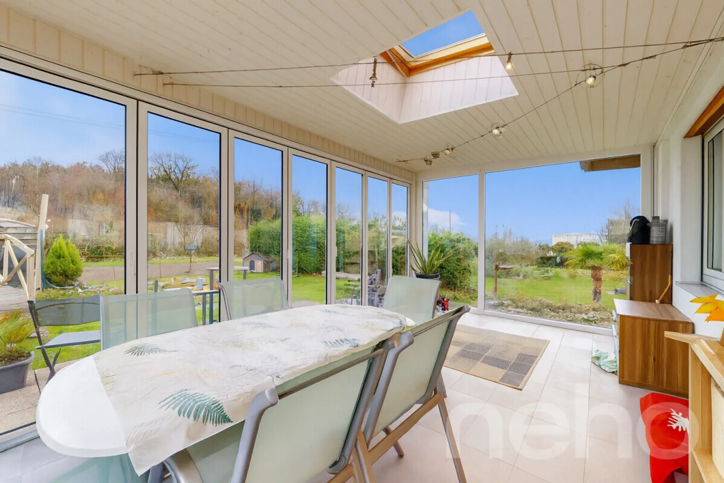 Single-family house with large garden, winter garden and pond - Photo 12 of 12