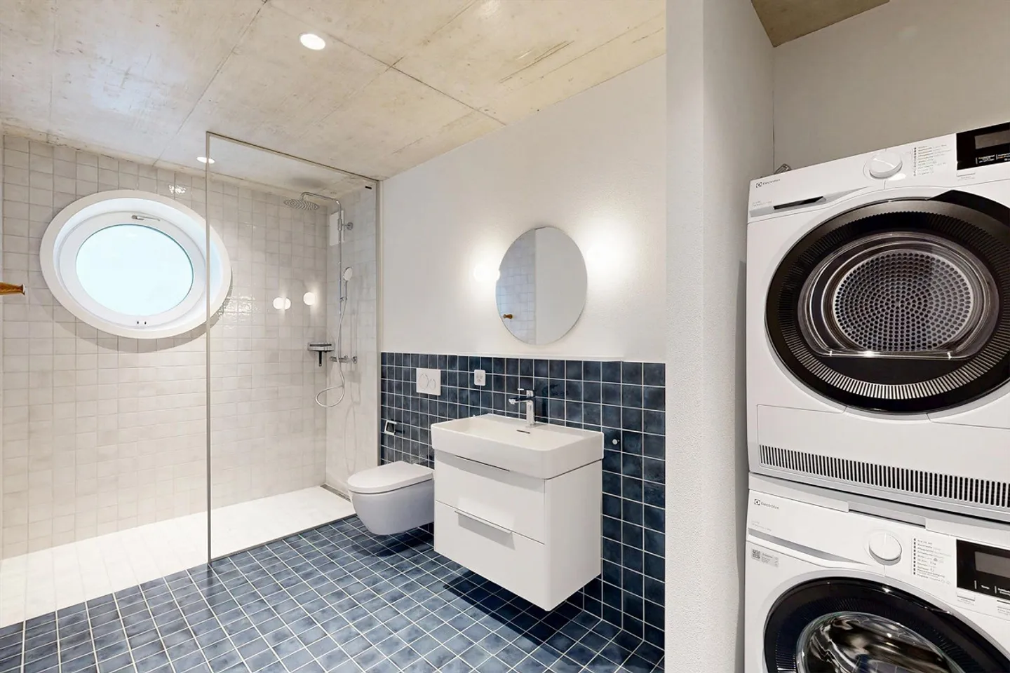 City proximity & comfort - living with style - Photo 7 of 10