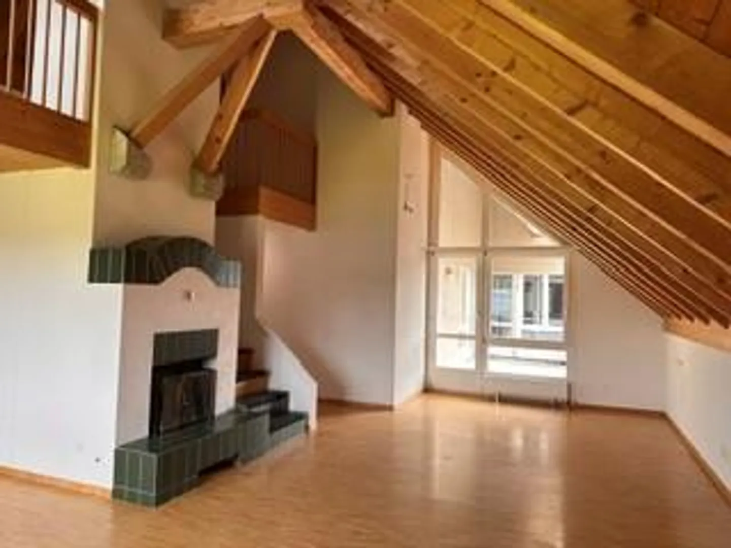 Appartement sous les combles spacieux de 5,5 pièces - Photo 5 sur 17