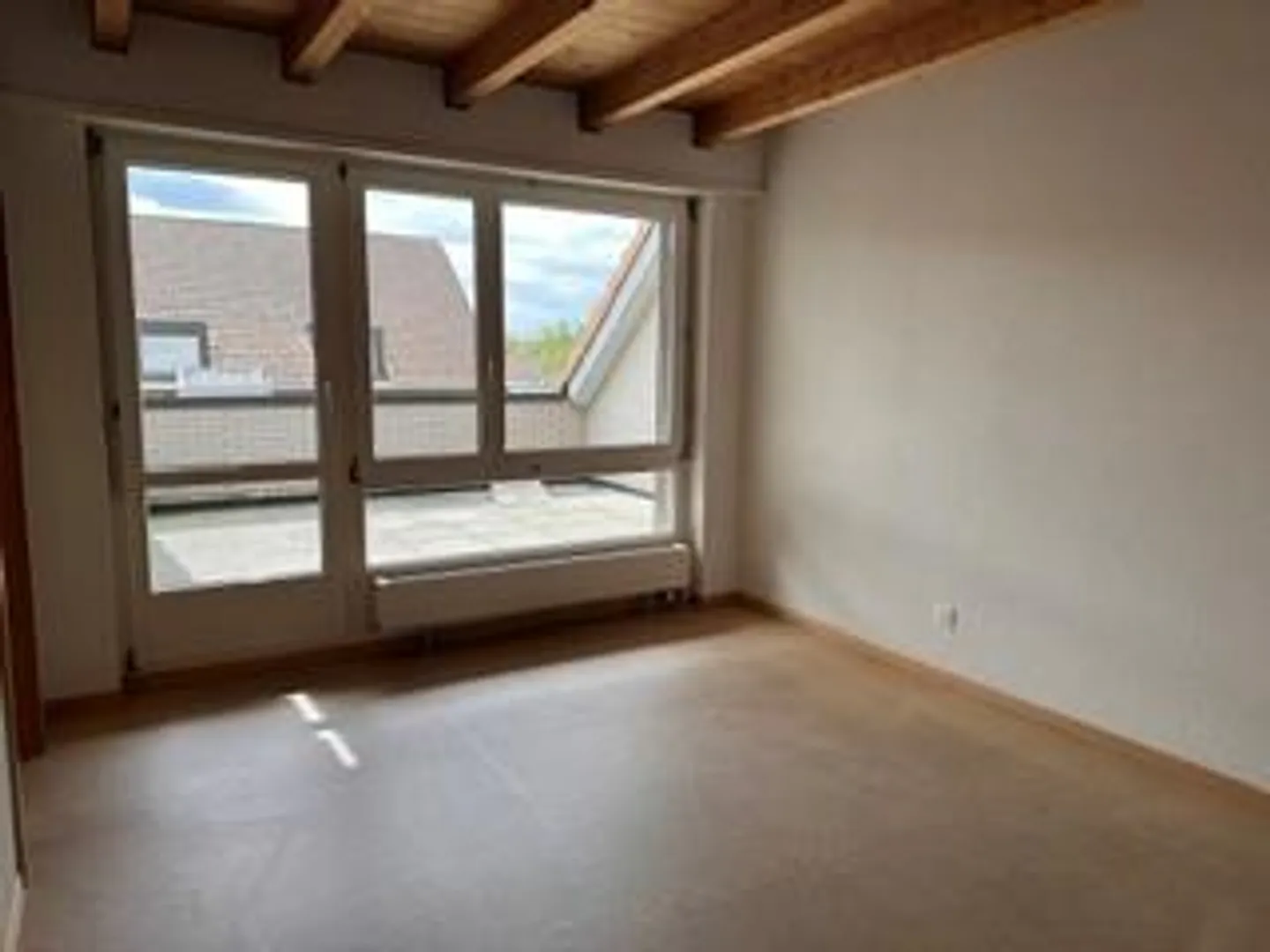 Appartement sous les combles spacieux de 5,5 pièces - Photo 11 sur 17