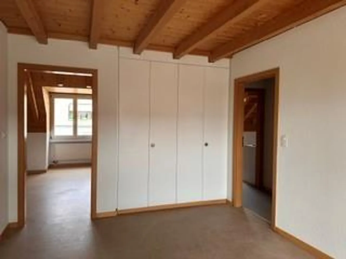 Appartement sous les combles spacieux de 5,5 pièces - Photo 12 sur 17