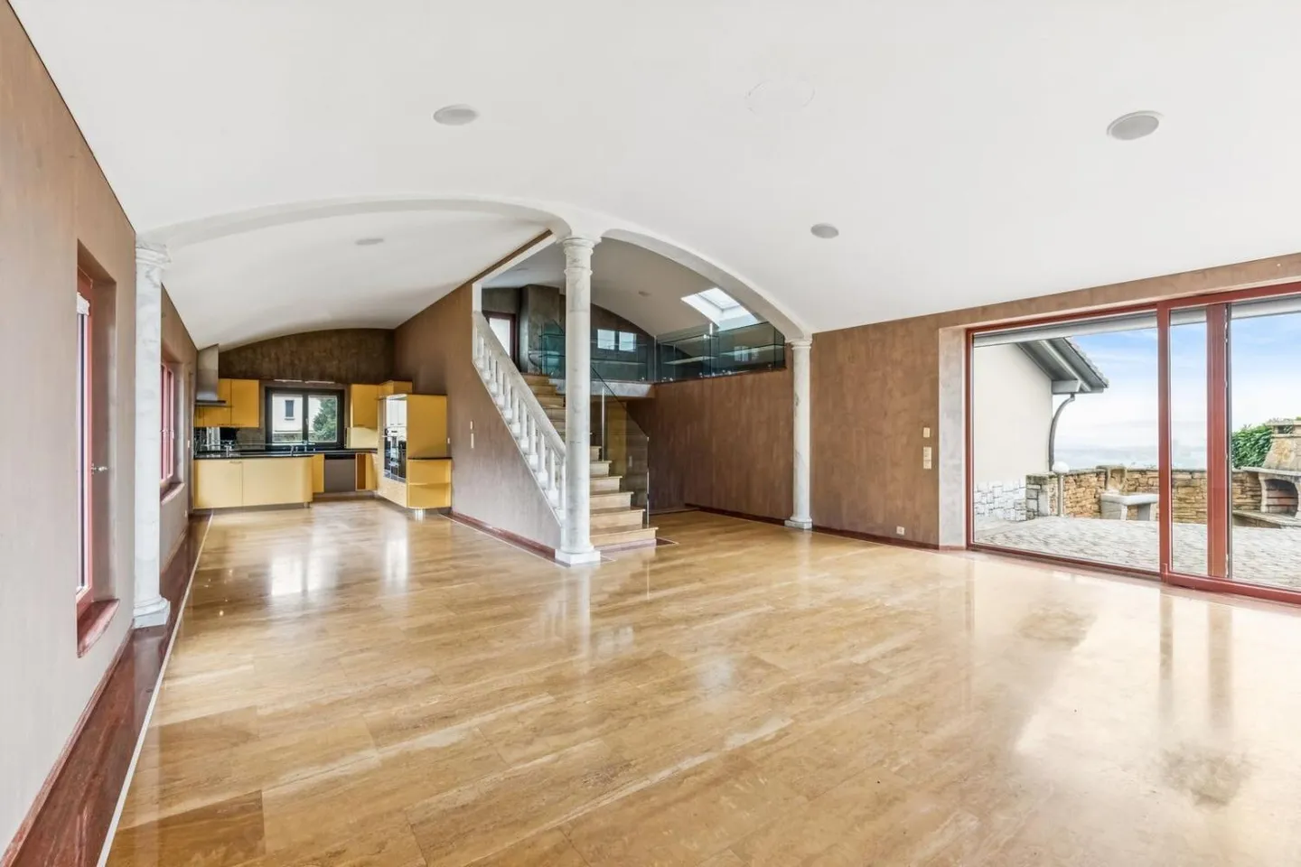 Villa unique avec vue lac - Photo 2 sur 7