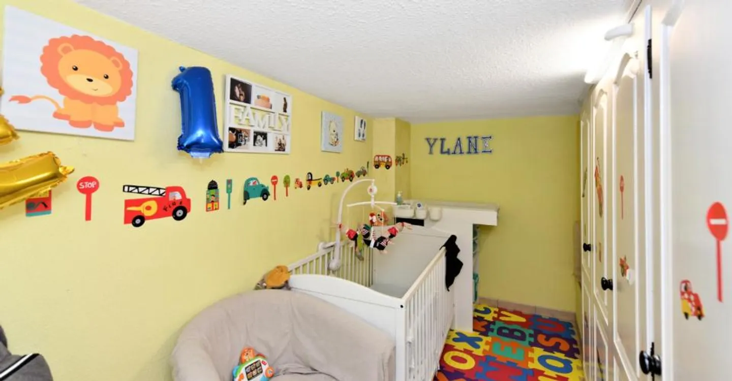 FULLY - PREISREDUZIERT - CHARMIERENDES DORFHAUS 3.5 ZIMMER - Foto 5 von 11