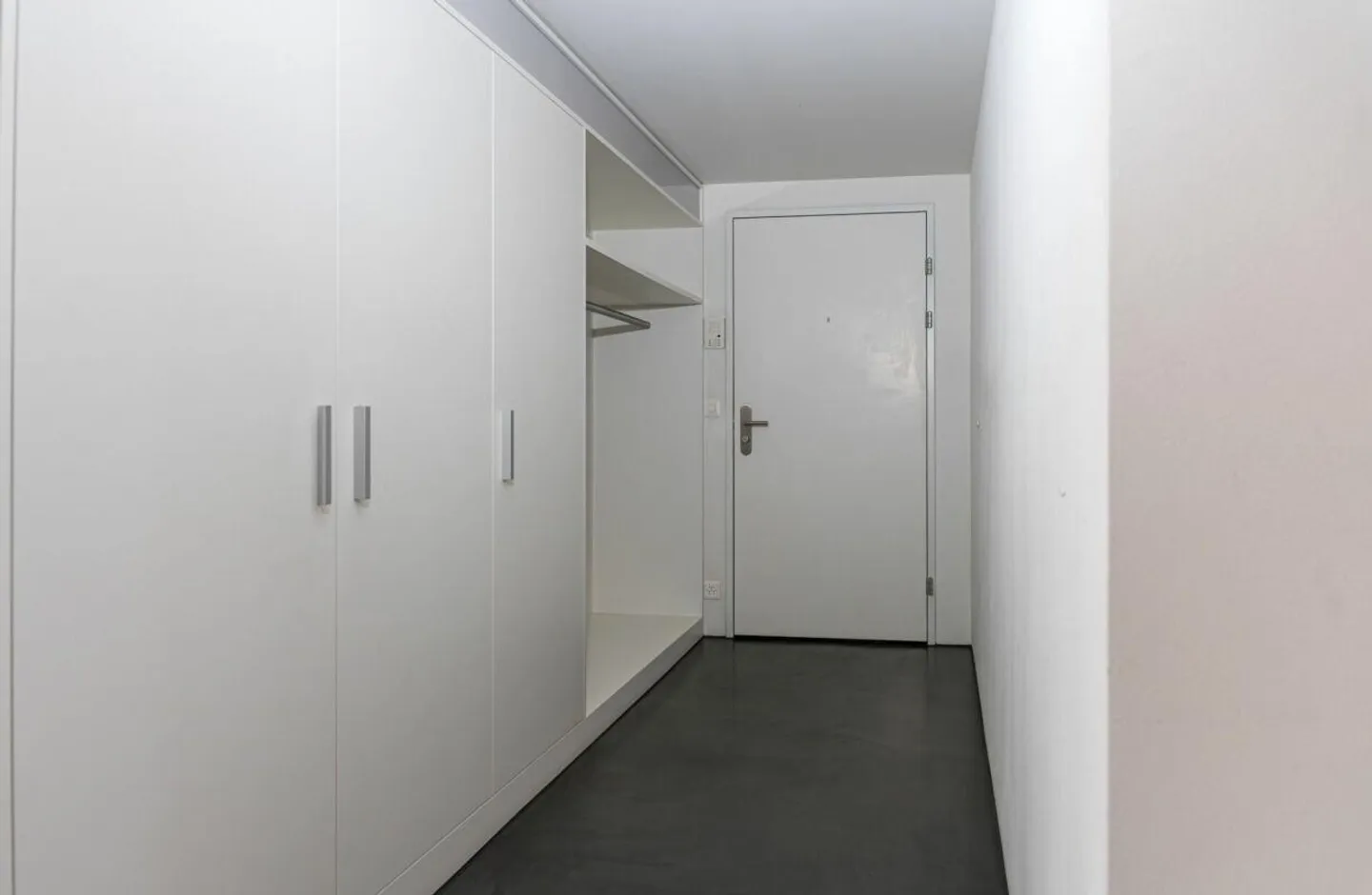 Appartement spacieux et moderne de 4 pièces situé au centre de Biel/Bienne - Photo 12 sur 12