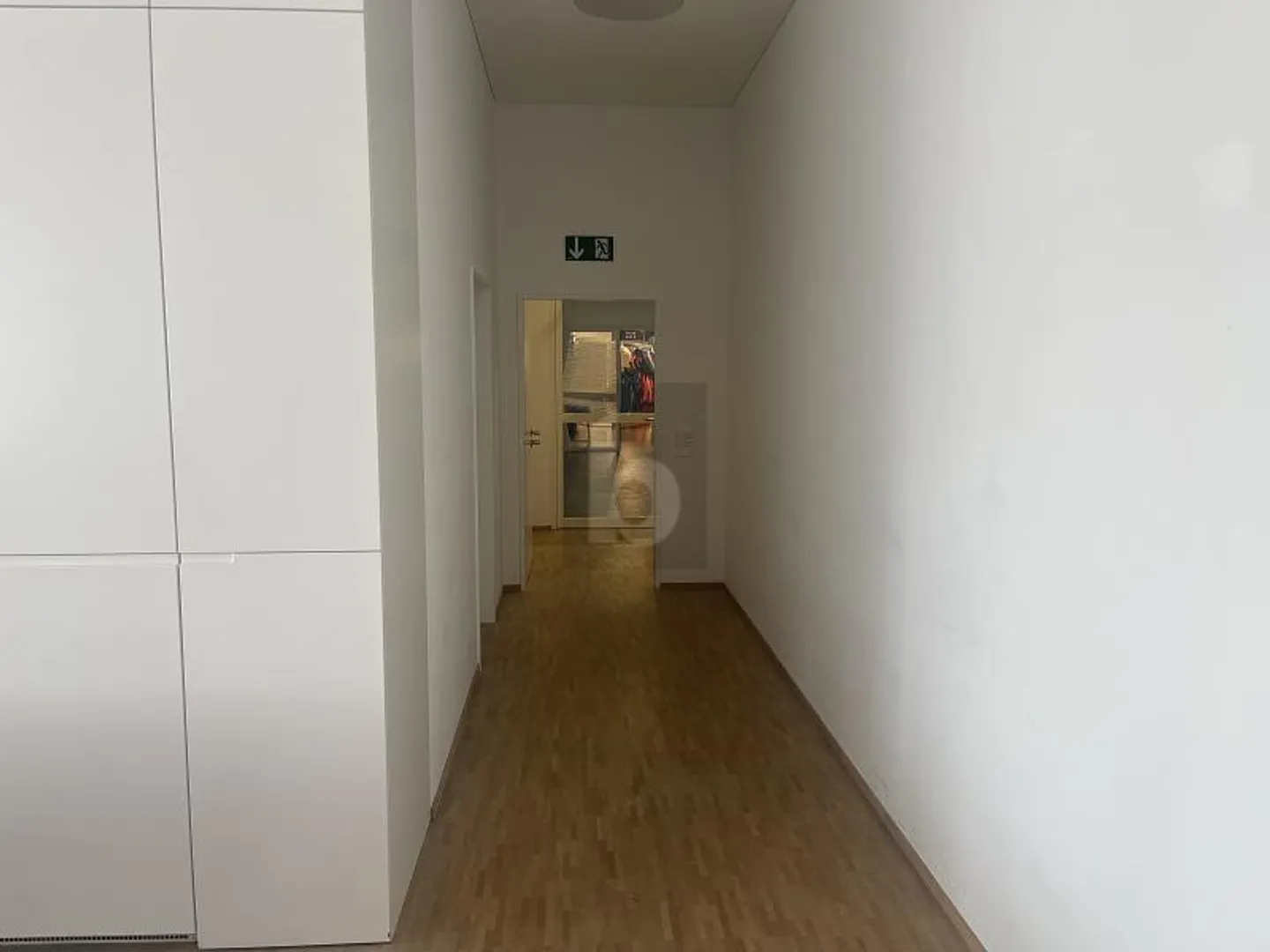 Office 1 room - Photo 5 of 6