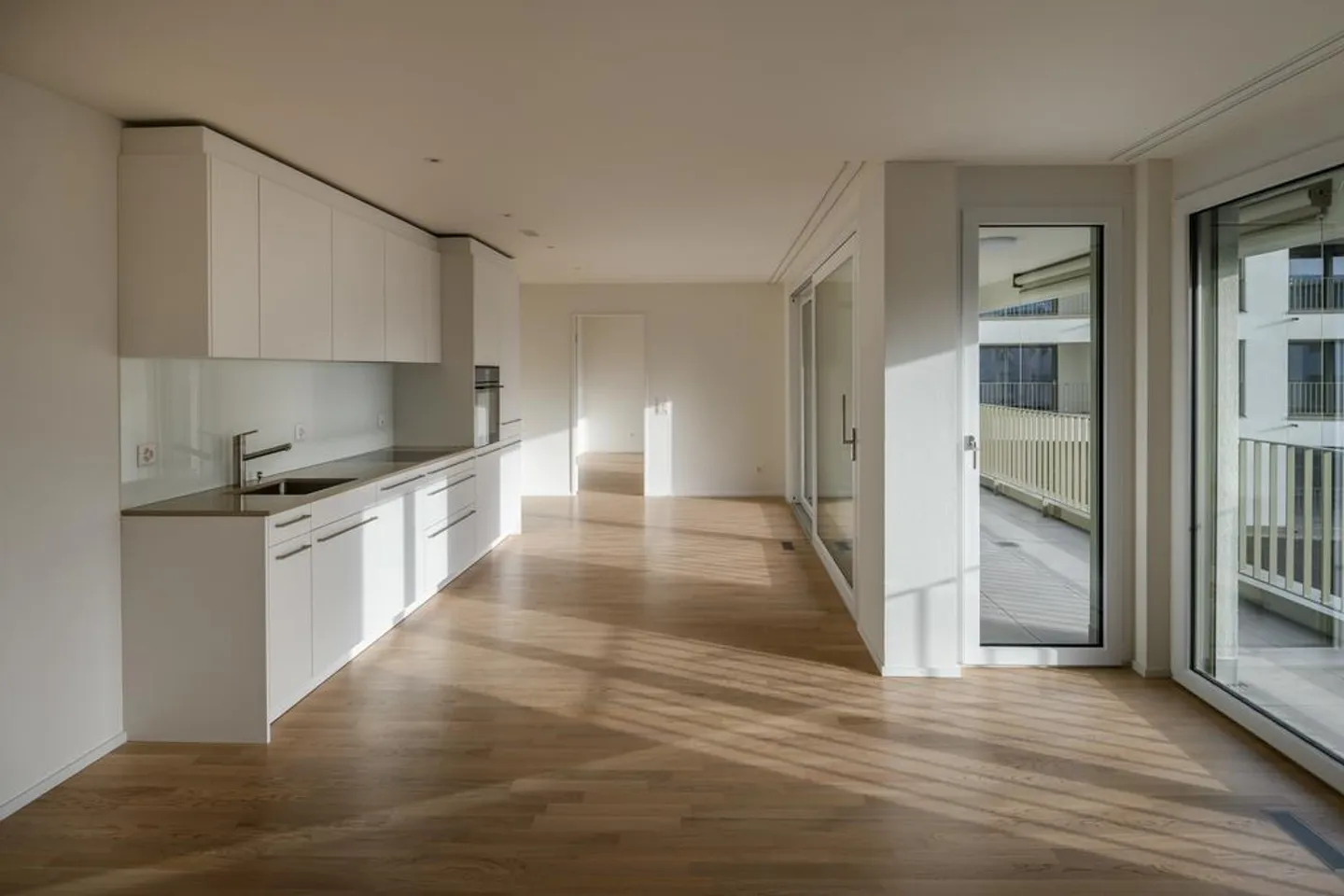 ***grosser Balkon***zentral und viel Komfort*** Baujahr 20 - Foto 4 von 8