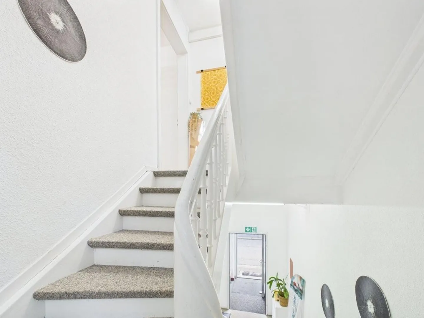Commercial House Central and Quiet - Photo 5 of 12