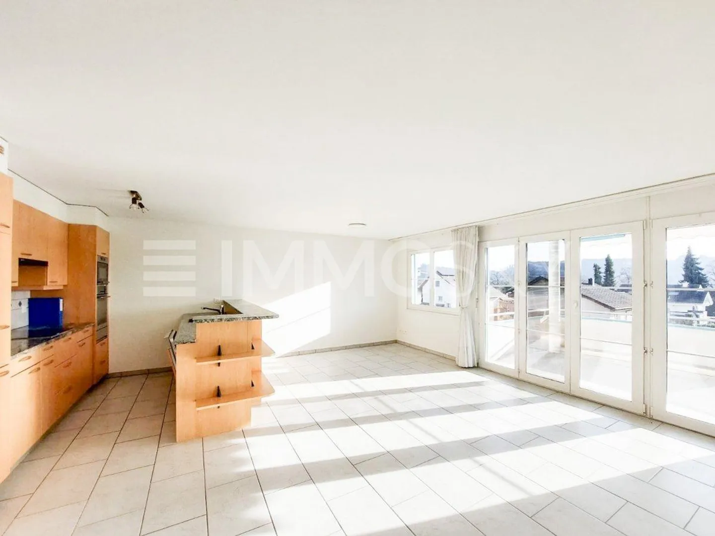 Charming Family Home with Balcony - Photo 2 of 5