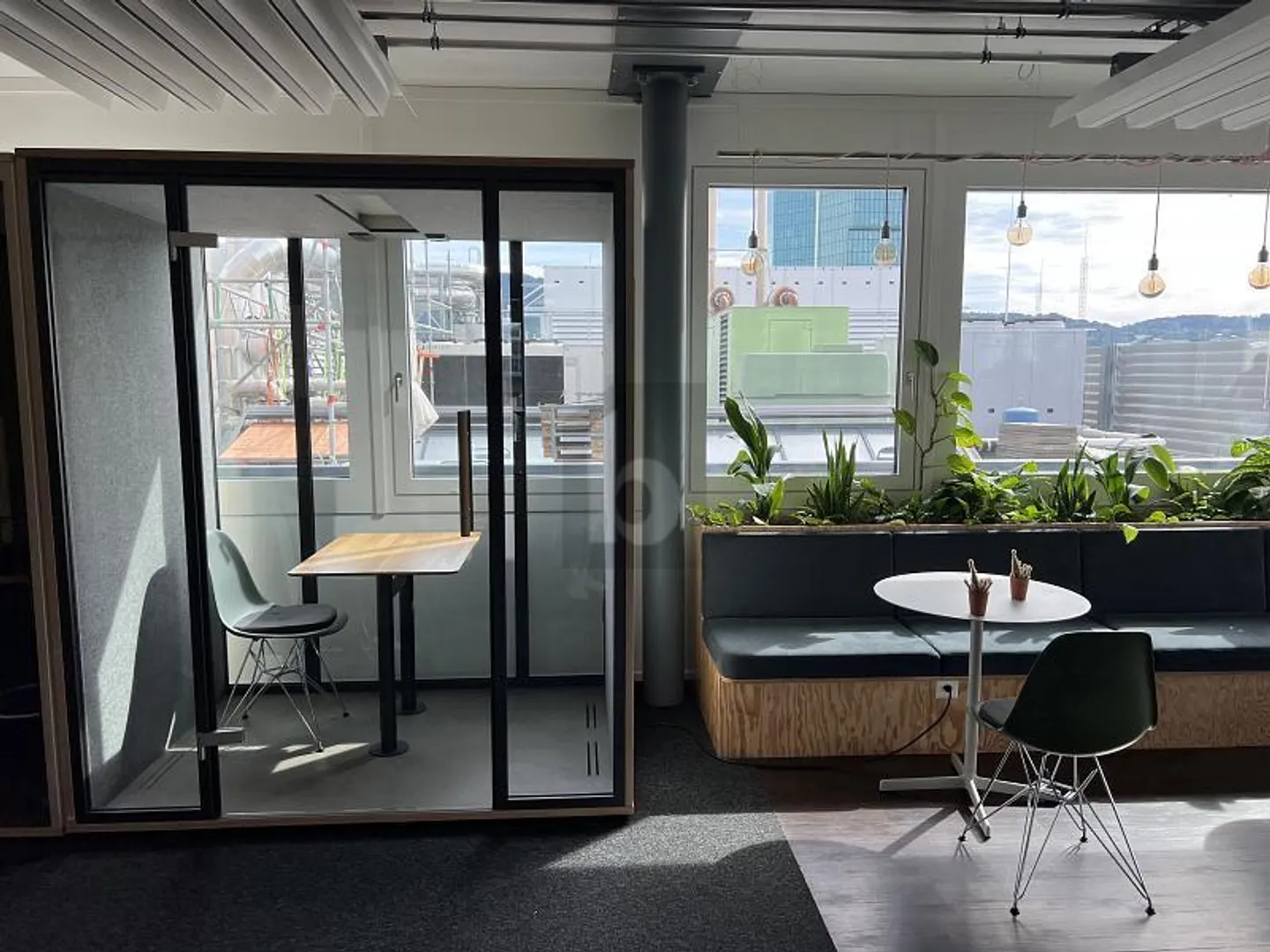 Helles Büro mit Dachterrasse - Foto 3 von 6