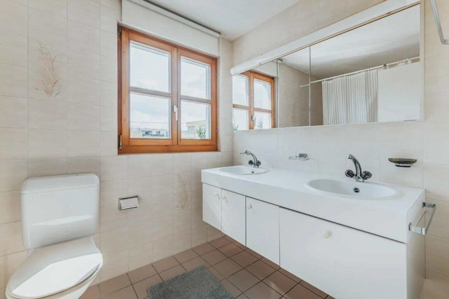 Casa unifamiliare con giardino - Foto 12 di 23