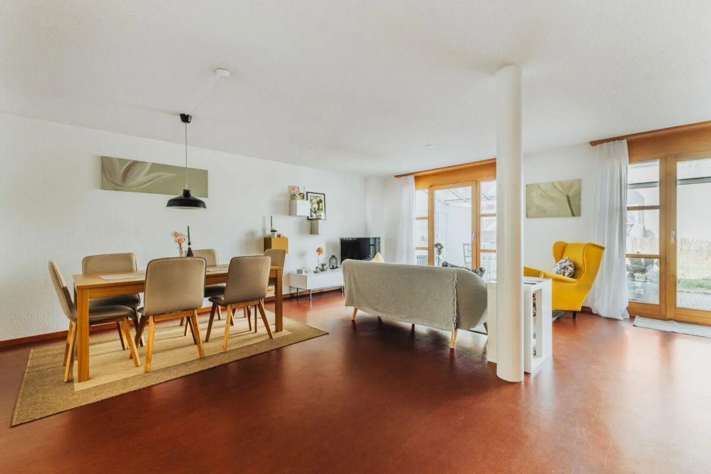 Casa unifamiliare con giardino - Foto 6 di 23