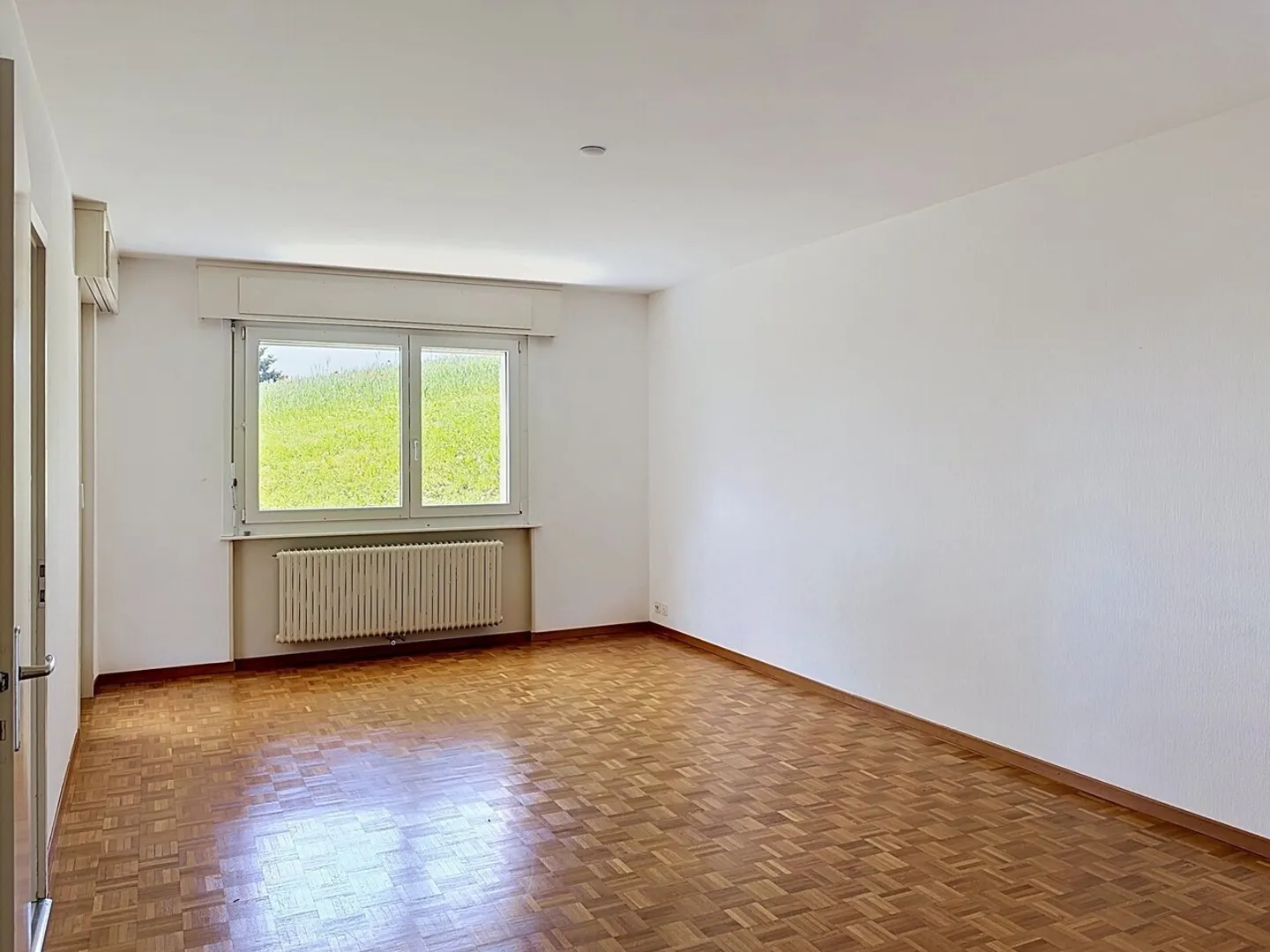 Spacious Apartment with Balcony - Photo 2 of 12