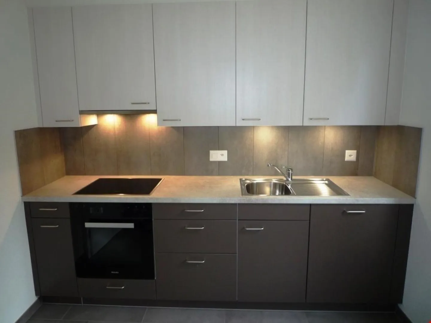 Beautiful 3-room apartment with balcony! - Photo 4 of 11