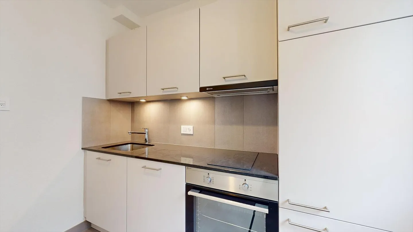 Charmant appartement de 1,5 pièce au cour de Fribourg - Photo 2 sur 6