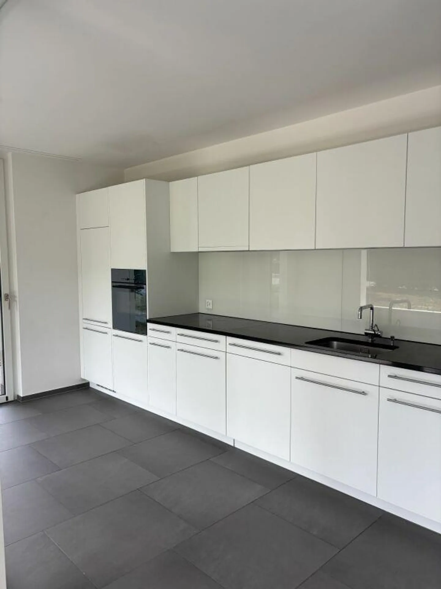 Moderne Gartenwohnung in Aarau - Foto 4 von 11