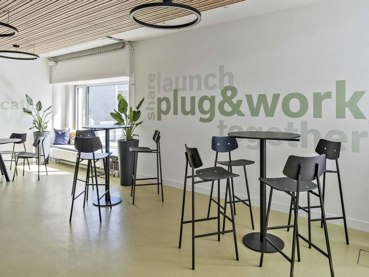 KOWERK in Dietlikon - Trendy Workplace for SMEs and Start-Ups - Photo 5 of 12