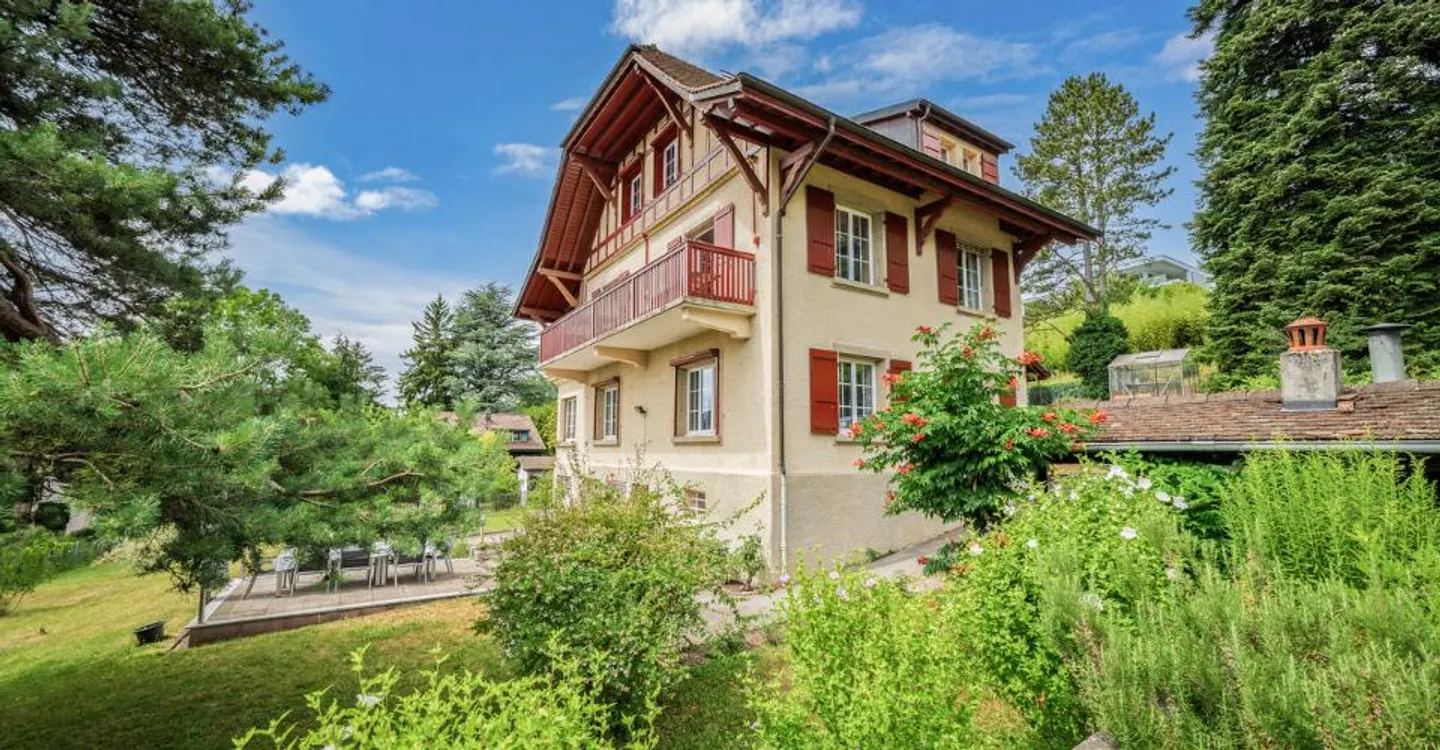 Chailly - 9-room house with large garden - Photo 9 of 11