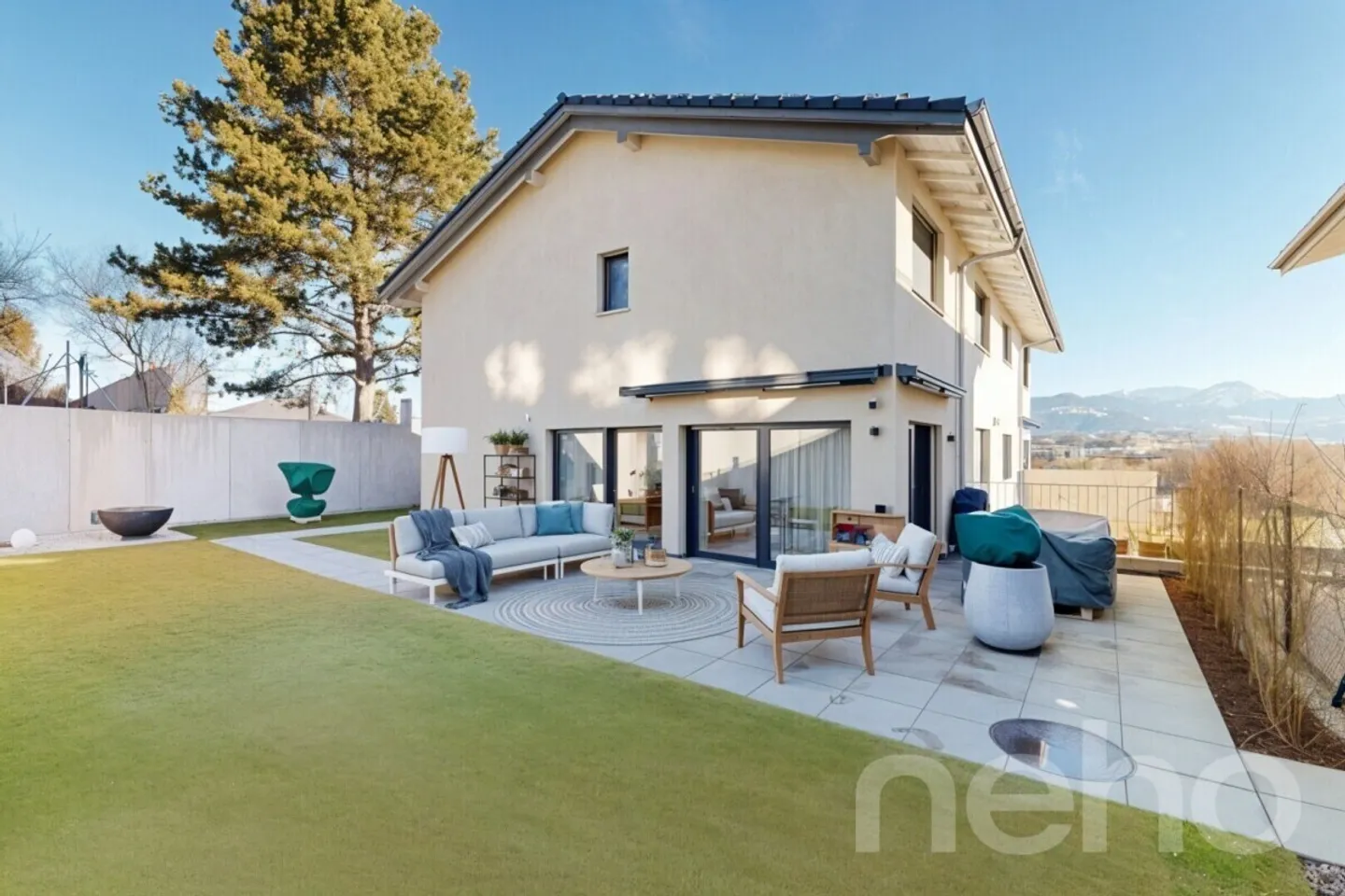 Villa contemporaine avec jardin - Photo 3 sur 12