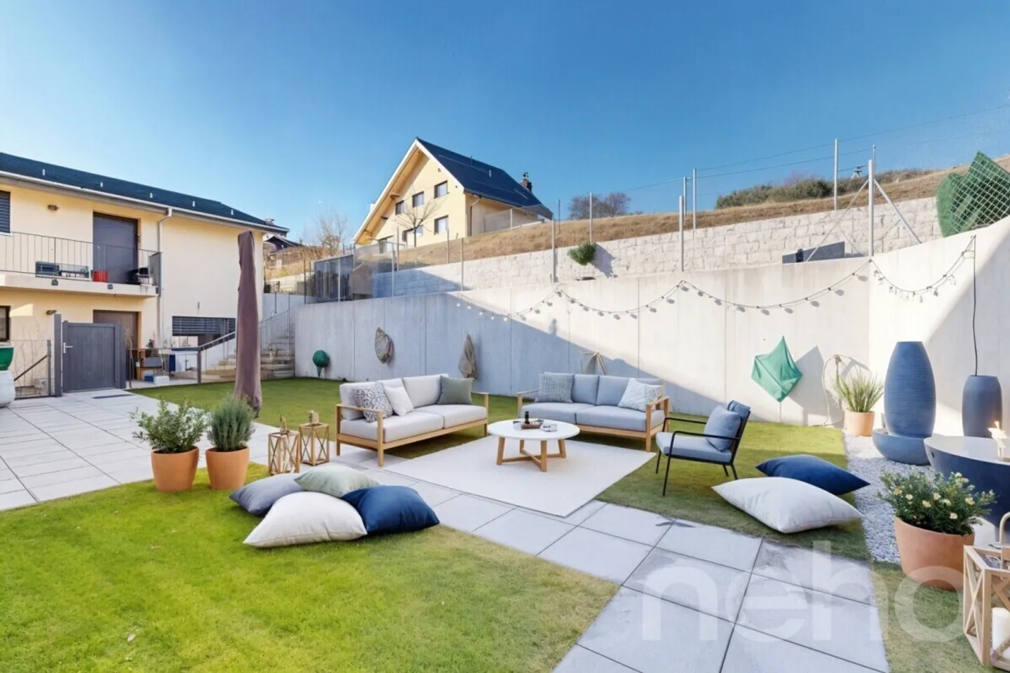 Villa contemporaine avec jardin - Photo 1 sur 12