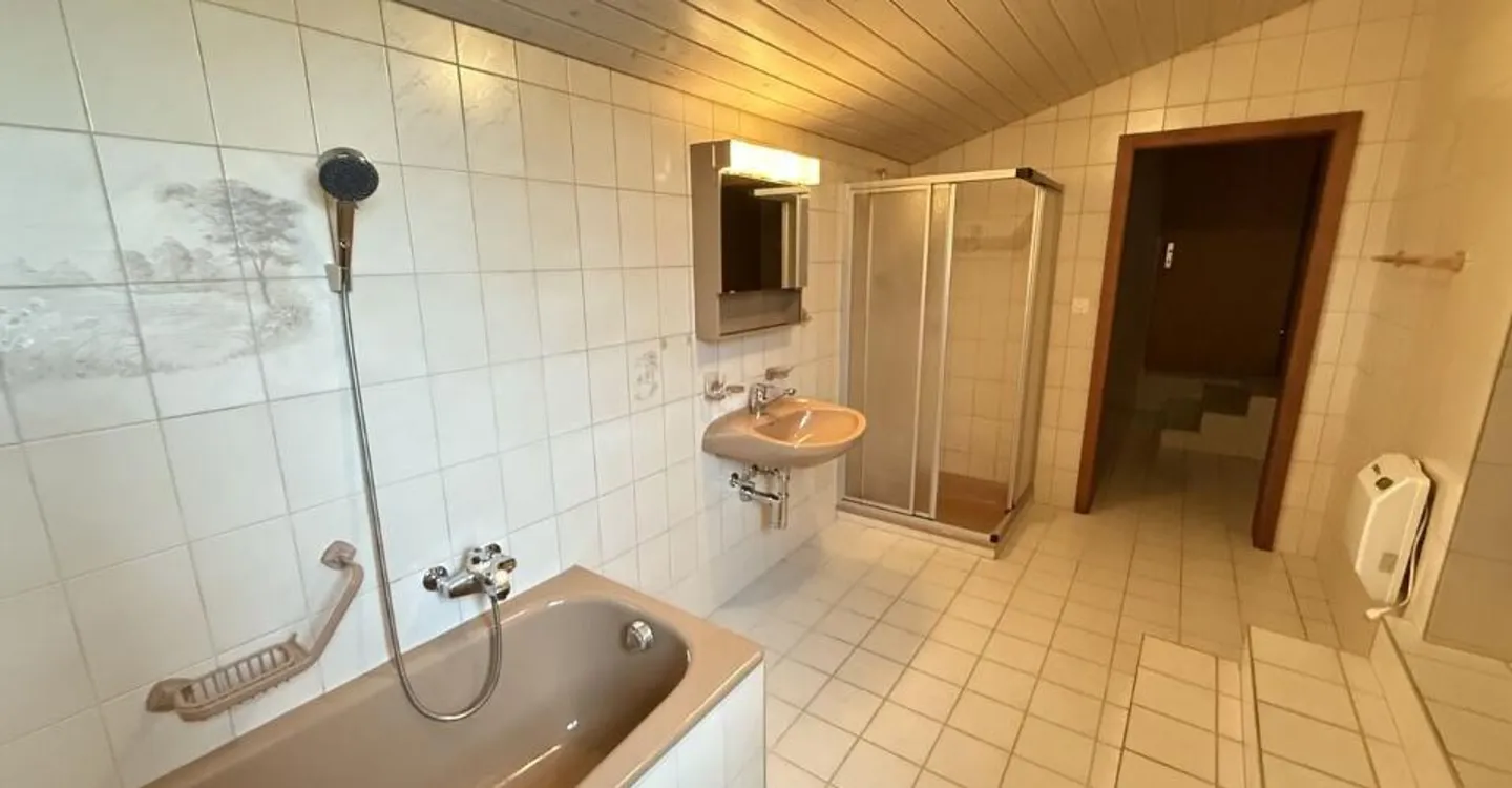 Charming Family Home in Jura - Photo 4 of 7