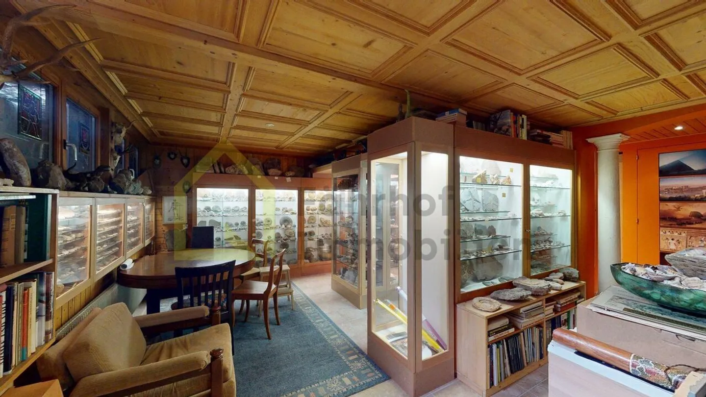 Grande oggetto per amanti con giardino idilliaco - Foto 14 di 19