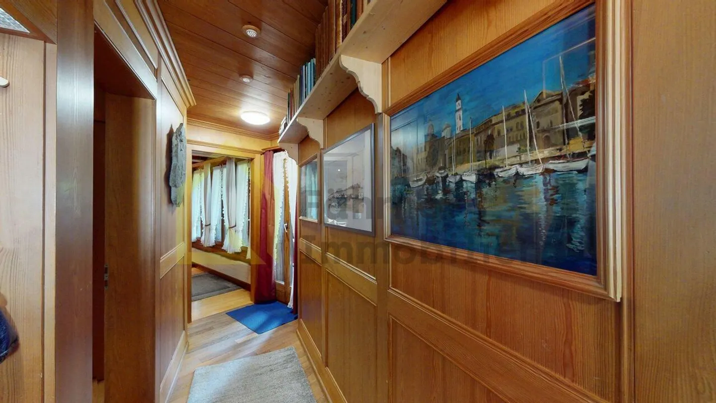 Grande oggetto per amanti con giardino idilliaco - Foto 6 di 19