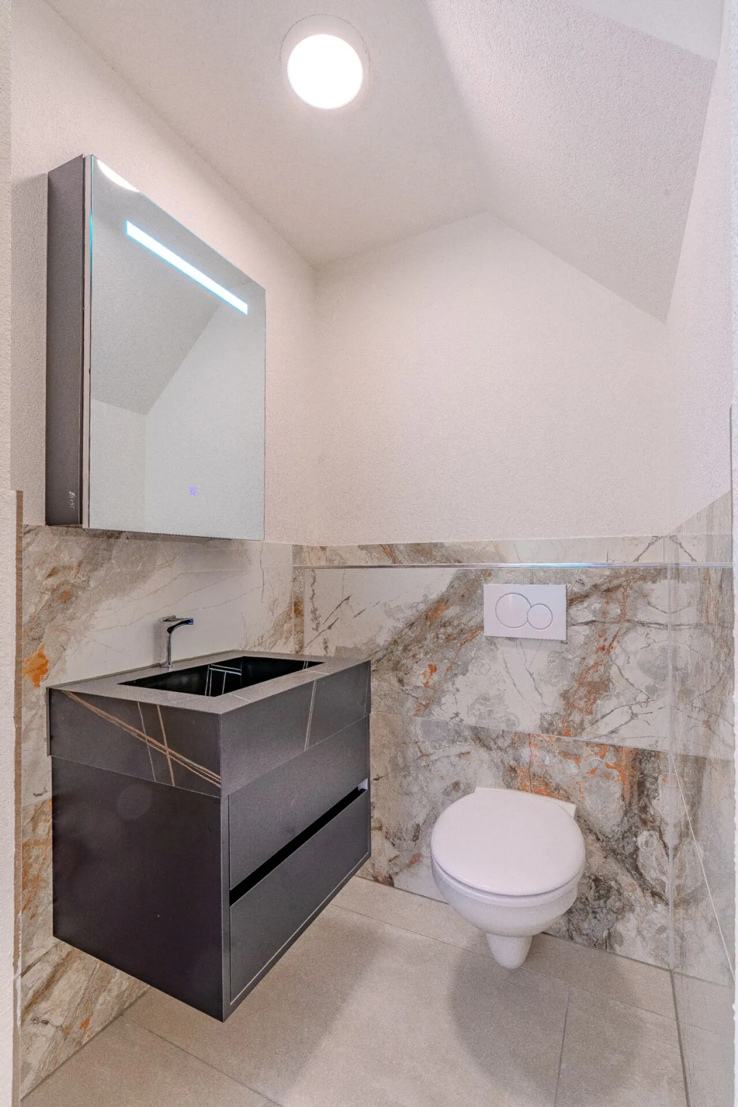 Exclusive single-family house with direct access to the Aare in Aarburg - Photo 15 of 29