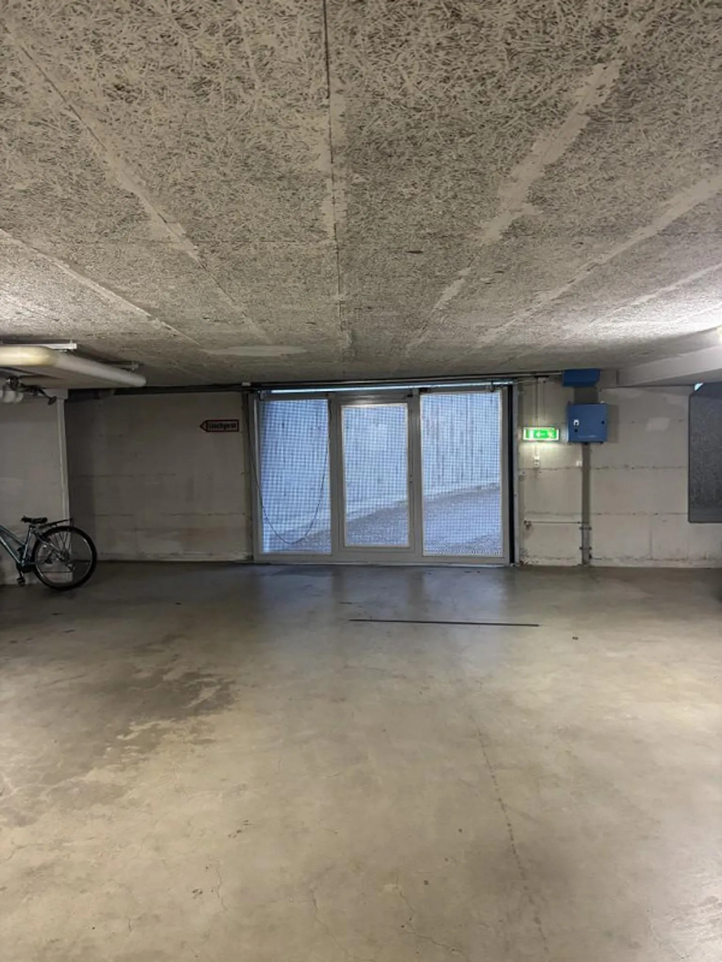 Place de parking à Romanshorn - Photo 2 sur 3