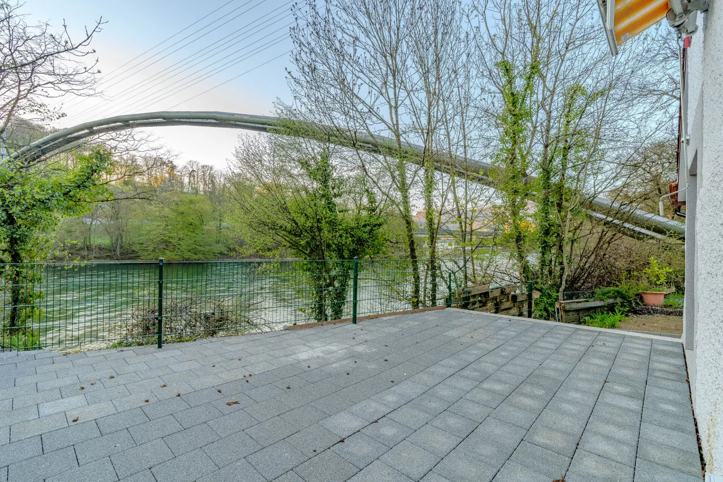 Exclusive single-family house with direct access to the Aare in Aarburg - Photo 18 of 29