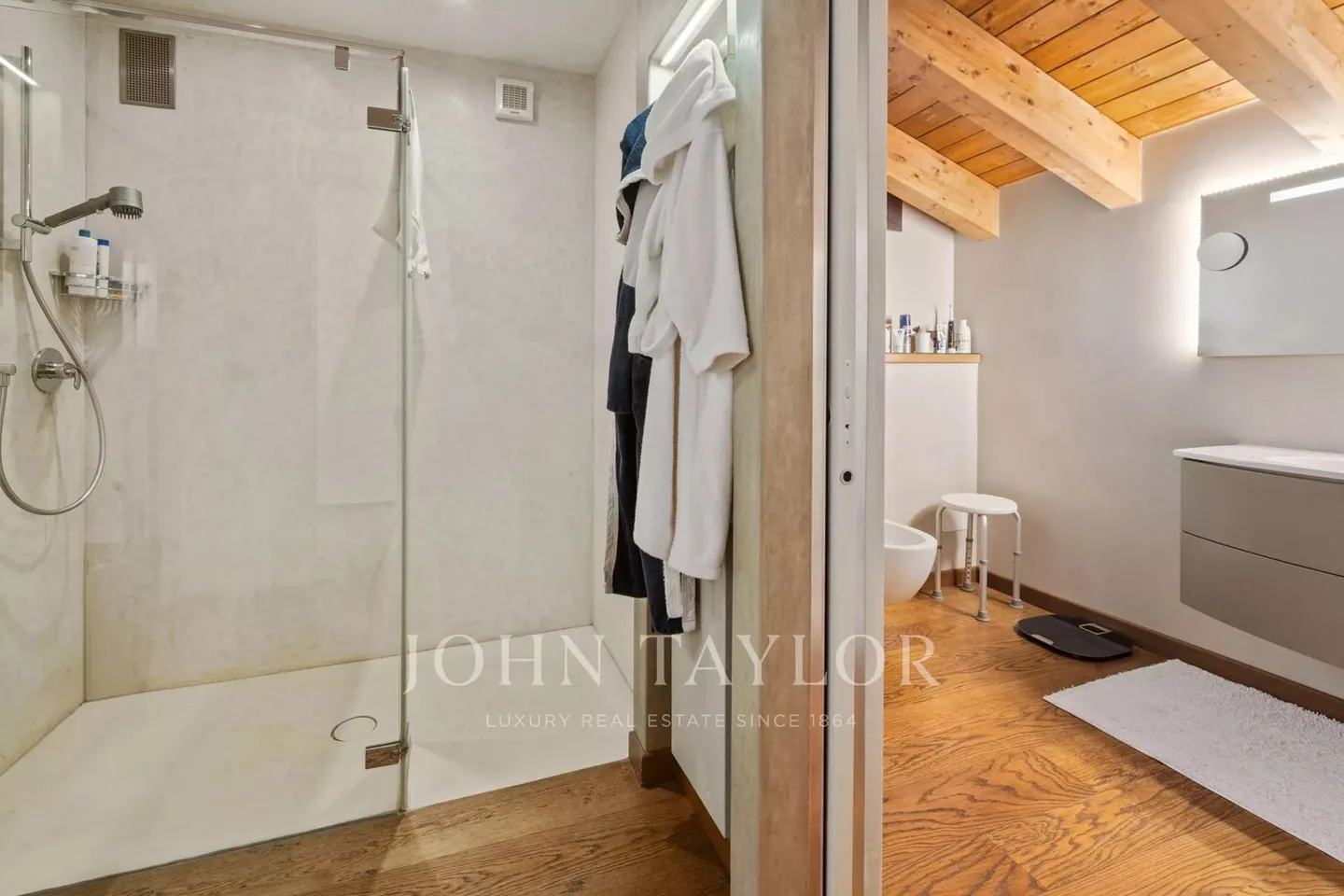 Contemporary Chalet with Alpine View - Photo 8 of 12