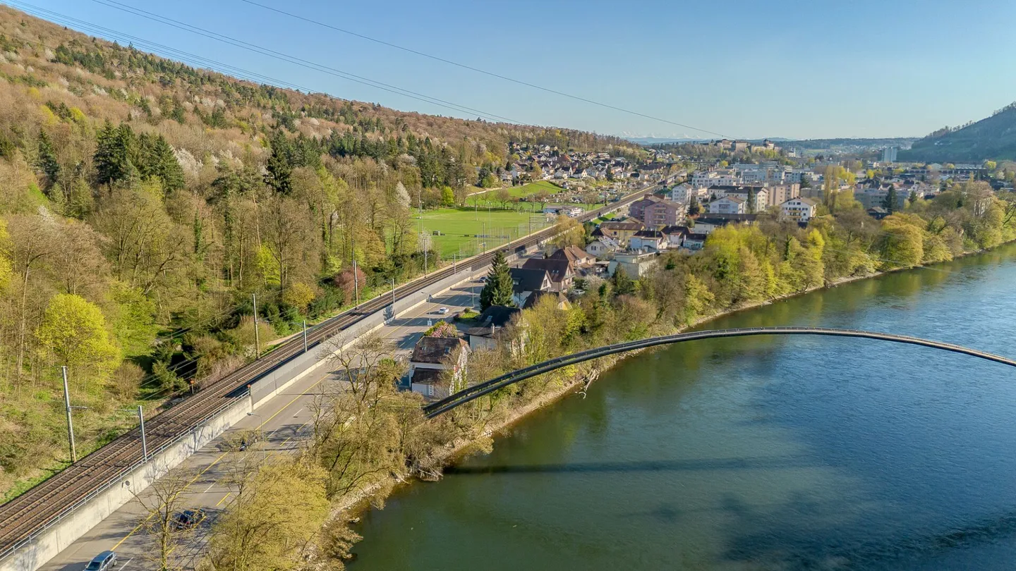 Exclusive single-family house with direct access to the Aare in Aarburg - Photo 28 of 29