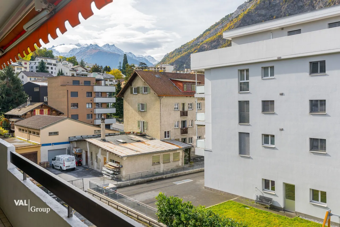 Appartement spacieux de 4,5 pièces dans un emplacement prisé à Visp - lumineux, bien entretenu et central - Photo 15 sur 15