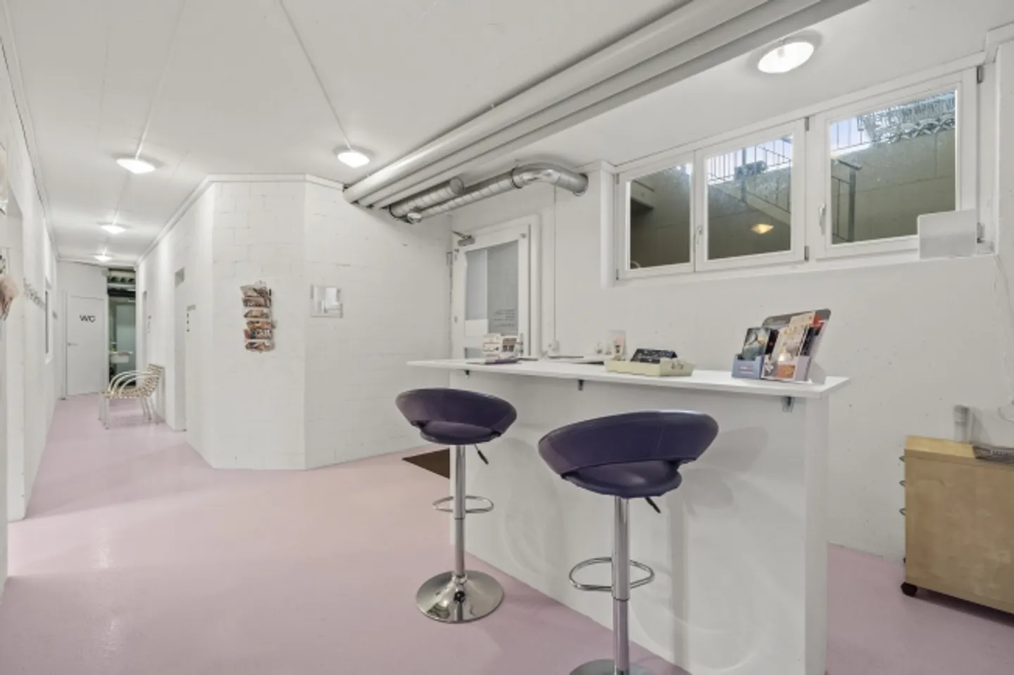 «Specchio, specchio sulla parete 167 m² grande spazio commerciale» - Foto 2 di 8