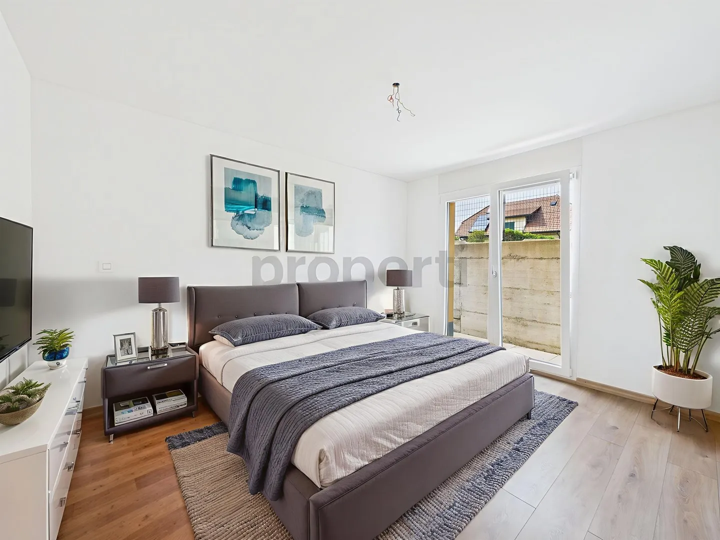 Charming Modern Family House in Neyruz - Photo 5 of 12