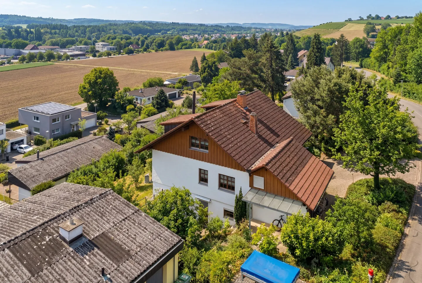 Maison de campagne dans un emplacement panoramique privilégié - avec appartement - Photo 1 sur 7
