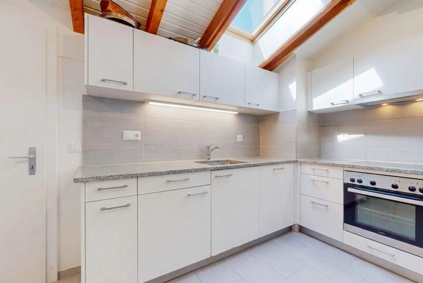 Casa plurifamiliare versatile - Foto 5 di 8