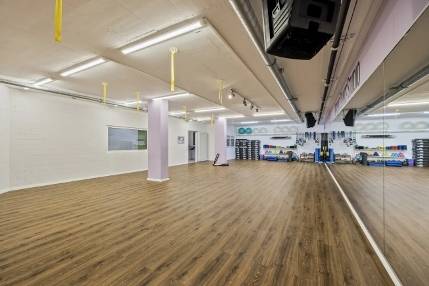 «Specchio, specchio sulla parete 167 m² grande spazio commerciale» - Foto 6 di 8