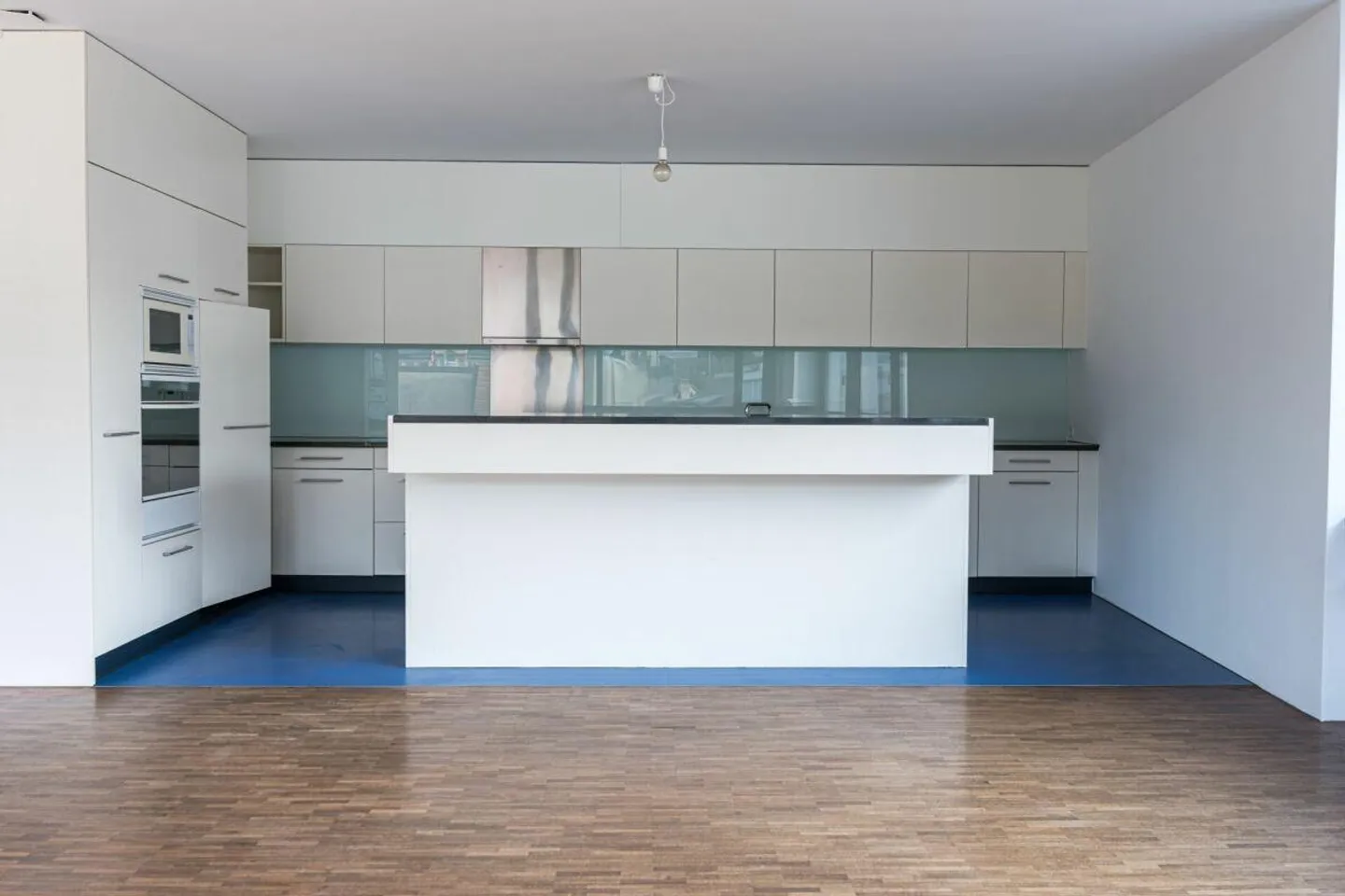 Appartement penthouse spacieux de 5,5 pièces au centre de Biel/Bienne - Photo 2 sur 21