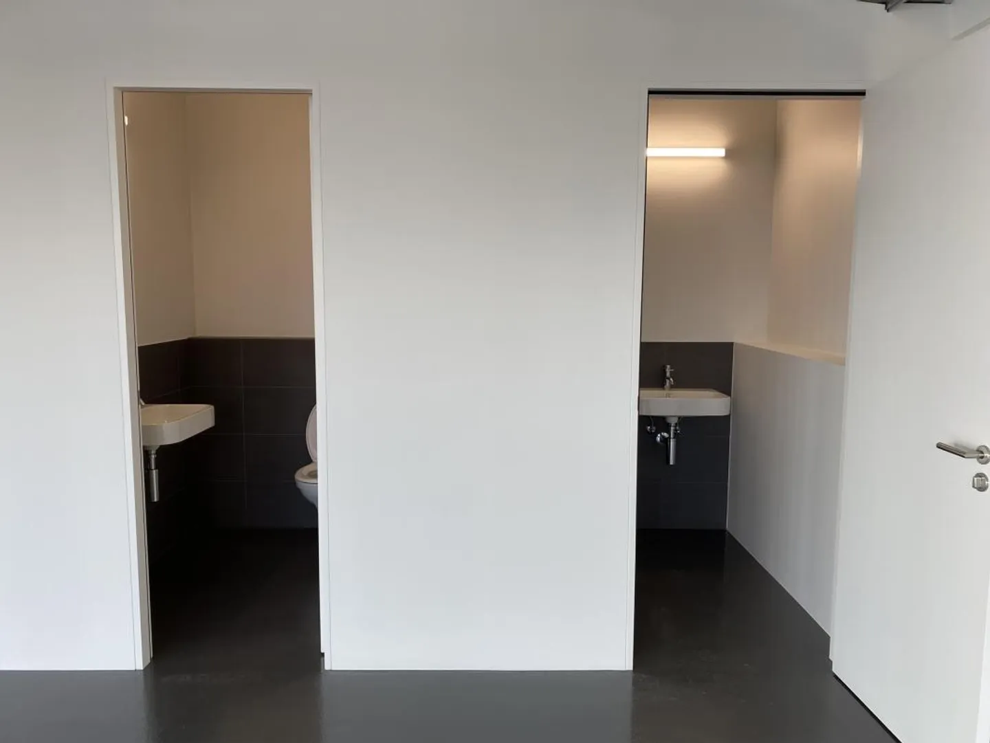 Espace de bureau lumineux dans un emplacement privilégié - Photo 10 sur 12