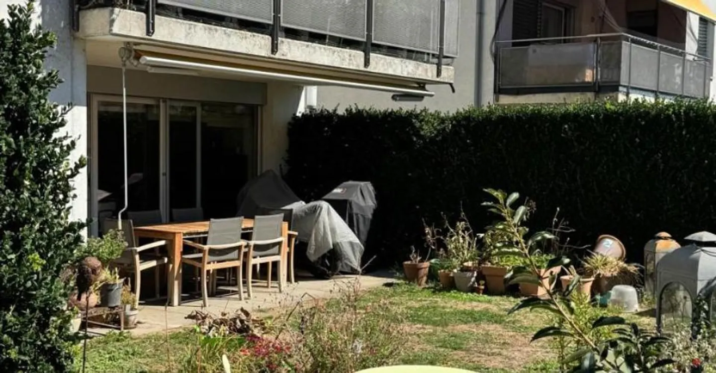 Charming 4 bedroom apartment on the ground floor - Photo 8 of 10