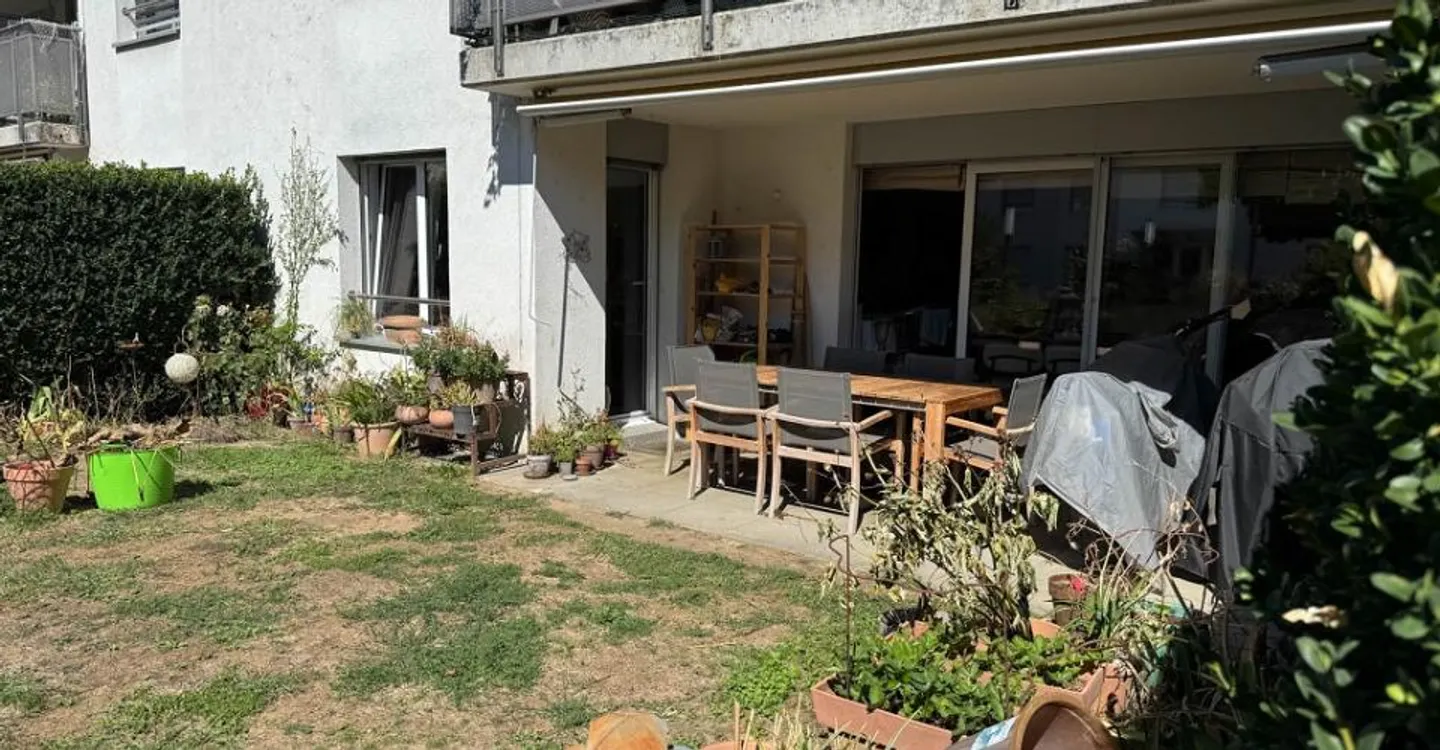 Charming 4 bedroom apartment on the ground floor - Photo 9 of 10