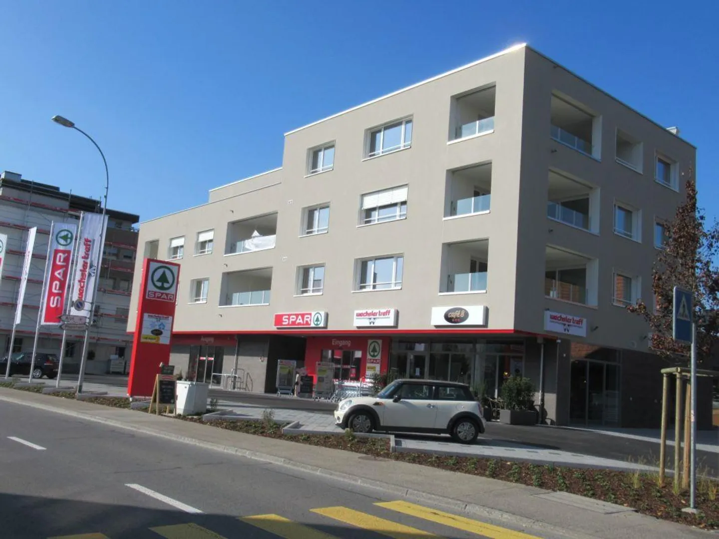 Appartamento spazioso e luminoso - Foto 1 di 15