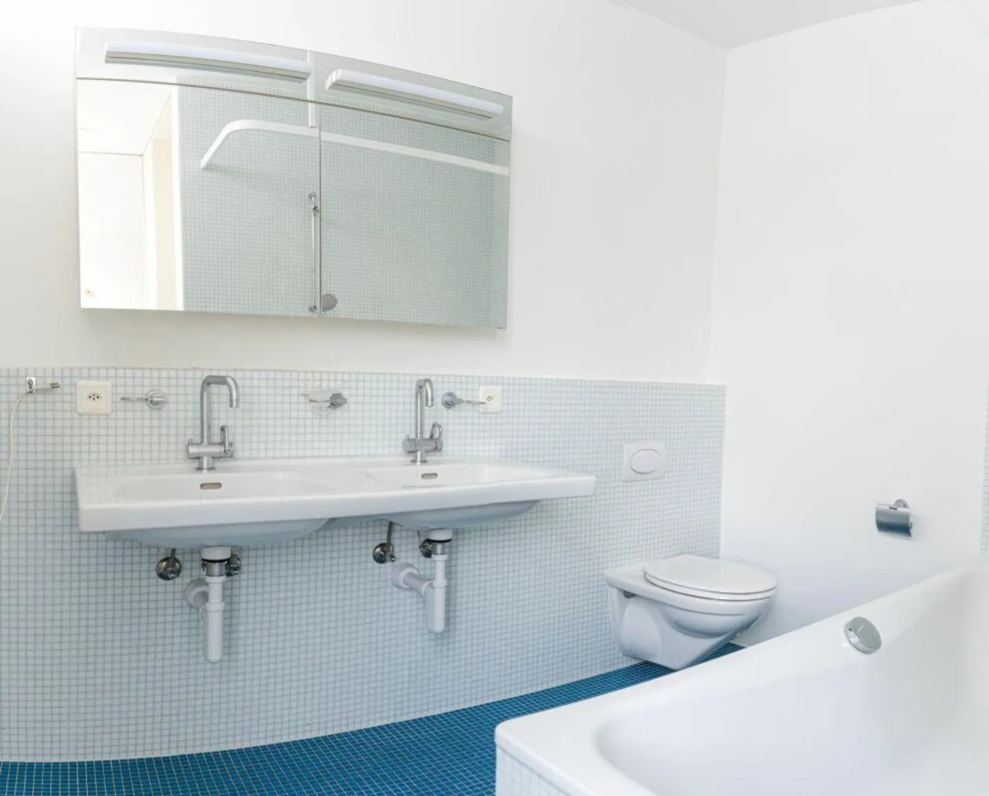 Appartement penthouse spacieux de 5,5 pièces au centre de Biel/Bienne - Photo 10 sur 21