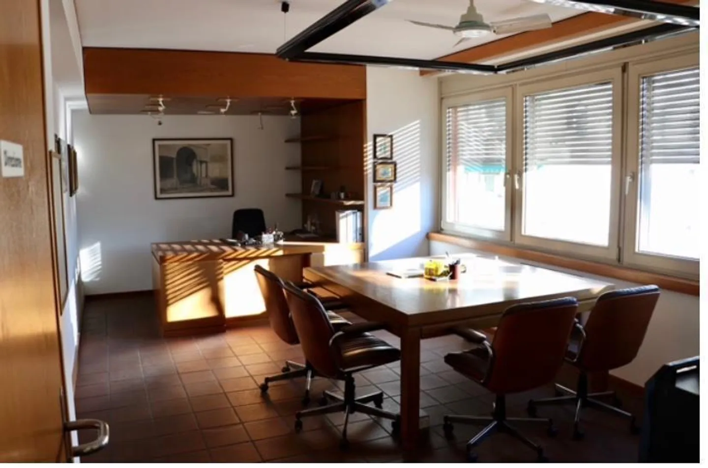 Sale or rental of commercial/office/administrative property with offices in Balerna - Photo 12 of 14