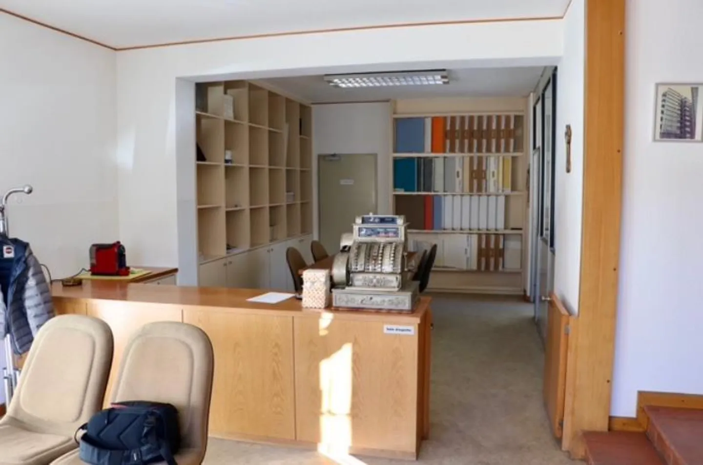Sale or rental of commercial/office/administrative property with offices in Balerna - Photo 14 of 14